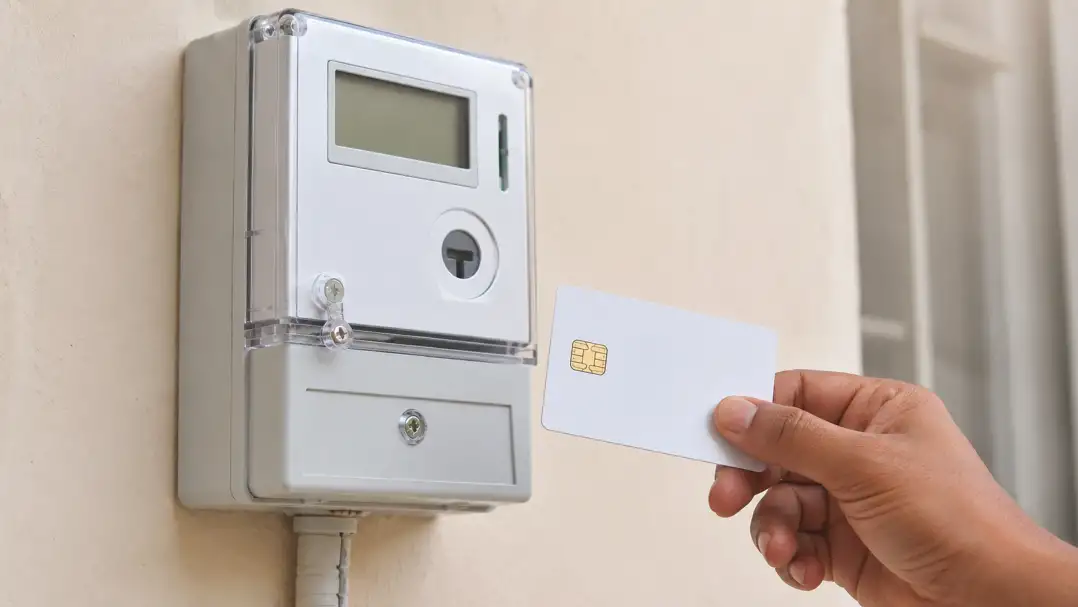 عداد كهرباء مسبق الدفع وكارت الشحن
